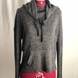 ❤️ 3/$30 Almost Famous grey ribbed sweater